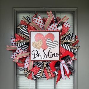 Be Mine Valentines Day Wreath, Heart Wreath, Love Wreath